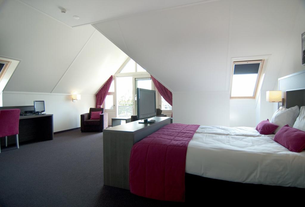 Hotel Bornholm فيست تيرشخيلينج الغرفة الصورة