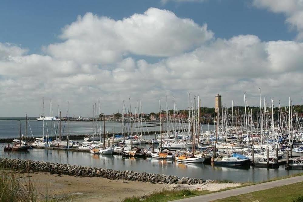 Hotel Bornholm فيست تيرشخيلينج المظهر الخارجي الصورة